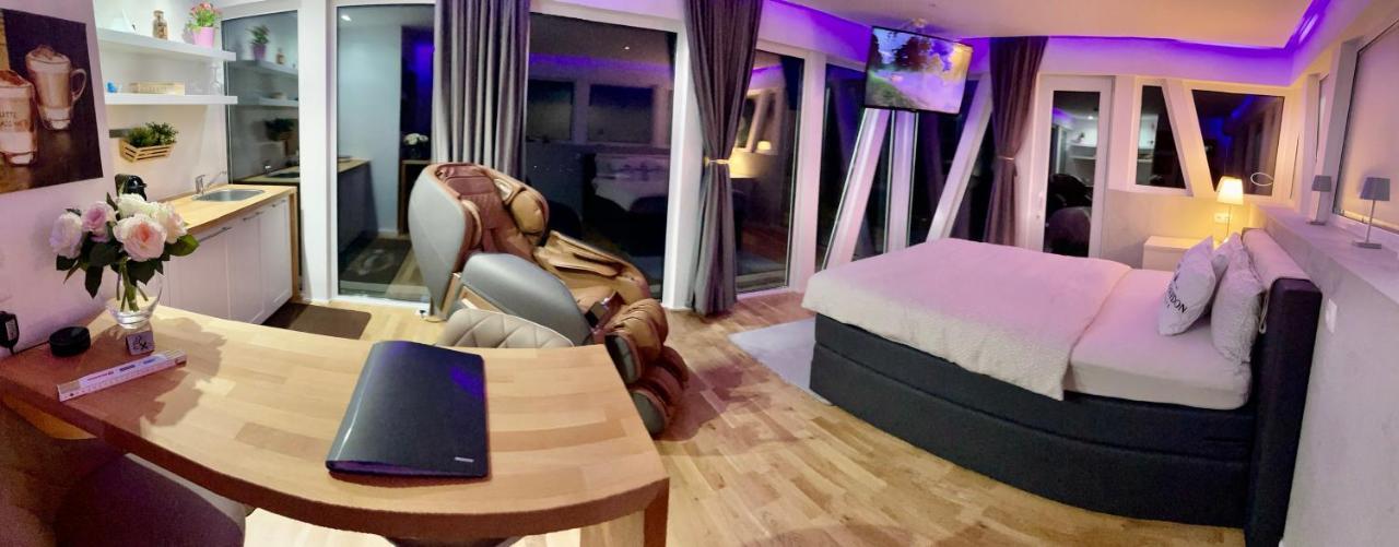 Bungalow Im Schwarzwald Auf Wunderschoenem Anwesen Neubulach Ngoại thất bức ảnh