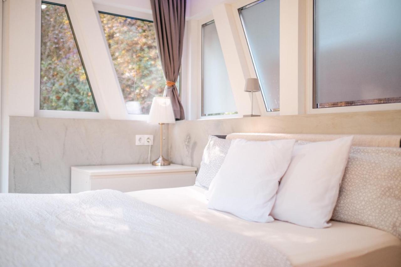 Bungalow Im Schwarzwald Auf Wunderschoenem Anwesen Neubulach Ngoại thất bức ảnh